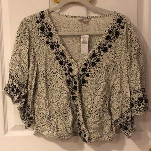 NEW American Eagle white and black floral crop top